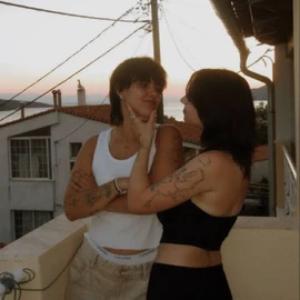 luna les profile image