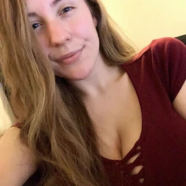 Emily Johnson profile image