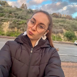 Emily Helusha profile image