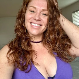 Sandra V. Rosales profile image