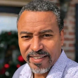 James Dickinson profile image