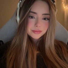 Ally Luraye profile image