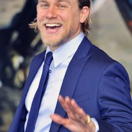 Charlie Hunnam profile image