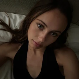 Stella barey profile image