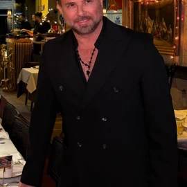 Michael Oliver profile image