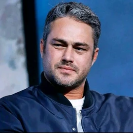 Taylor Kinney profile image