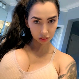 cassie smith profile image