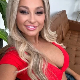 Danielle Dangler profile image