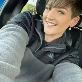 Sandra Burton profile image