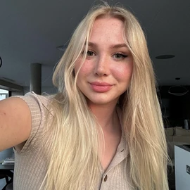 Becca Candy profile image