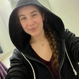 Felicia G profile image