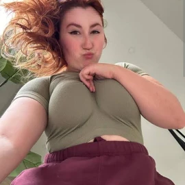 Isla moon profile image