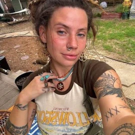 Mia Caderon profile image