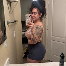 Sarah Melly profile image
