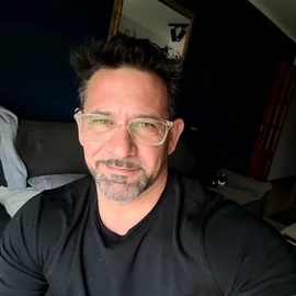Karl Robert profile image
