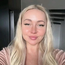 Eva Davis profile image