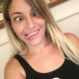 Gloria Saint profile image