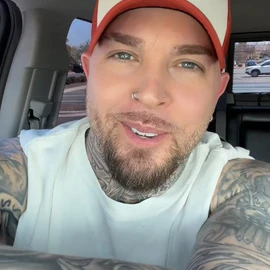 EMRY✔️ profile image