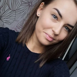 Lauren Alexis profile image