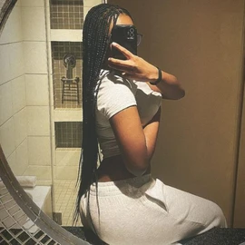 Loreta Escobar profile image