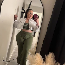 Lisa Lina profile image