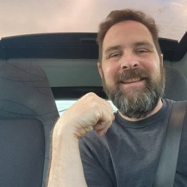 Albert Helmut profile image