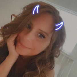 Helen Webs profile image