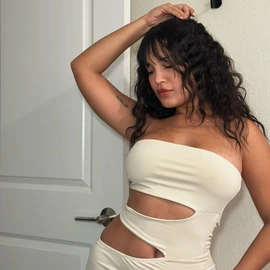 Debbie Mary profile image