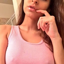 Lizzy Smith profile image