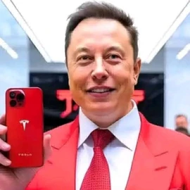 Elon Musk profile image