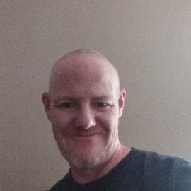 Chris profile image