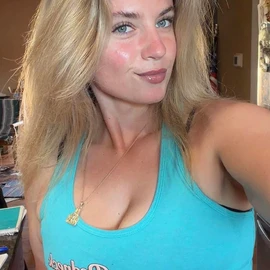 Michelle Yvette profile image