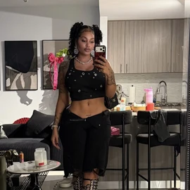 Emily De' Anthonie profile image