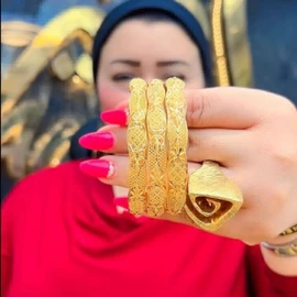 Amira Aldahba page profile image