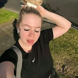 Lexi Bright profile image