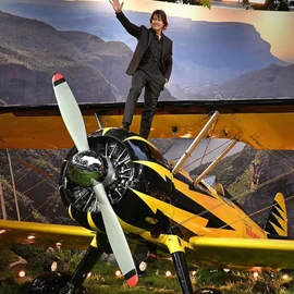 Tom Cruise profile image