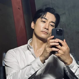 Song Sueng Heon profile image