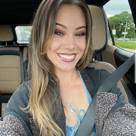 Sarah Ashley profile image