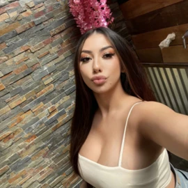 Sharon Nicole profile image