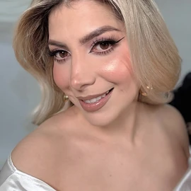 Cheryl profile image
