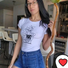 Alex Coral profile image