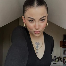 mary james profile image