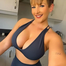 maryallen Sarah profile image