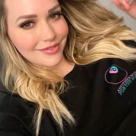 Ainsley Mia profile image
