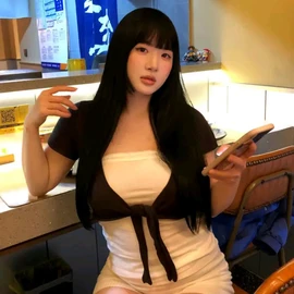 Je Youn profile image