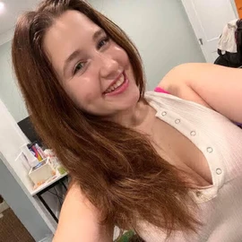 Anna Mia profile image