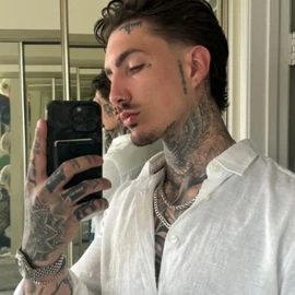 Dean Leaur profile image