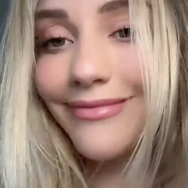Julia Mohr profile image