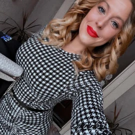 Hayley marshall profile image