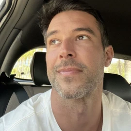 Perry Wolfe profile image